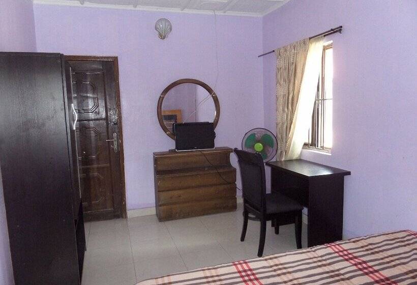 هتل Jade Guesthouse