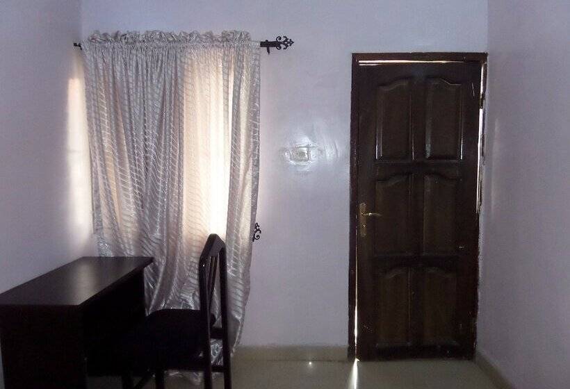 هتل Jade Guesthouse