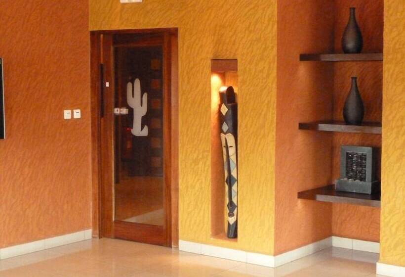 Отель Kactus Lodge