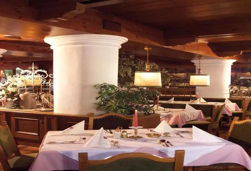 ホテル Salzburger Hof