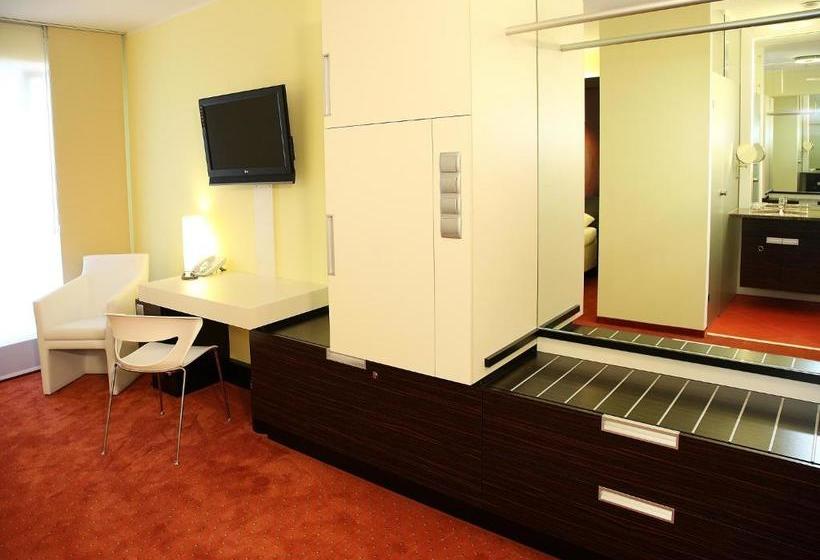 فندق Schlosswirt Ebenthal