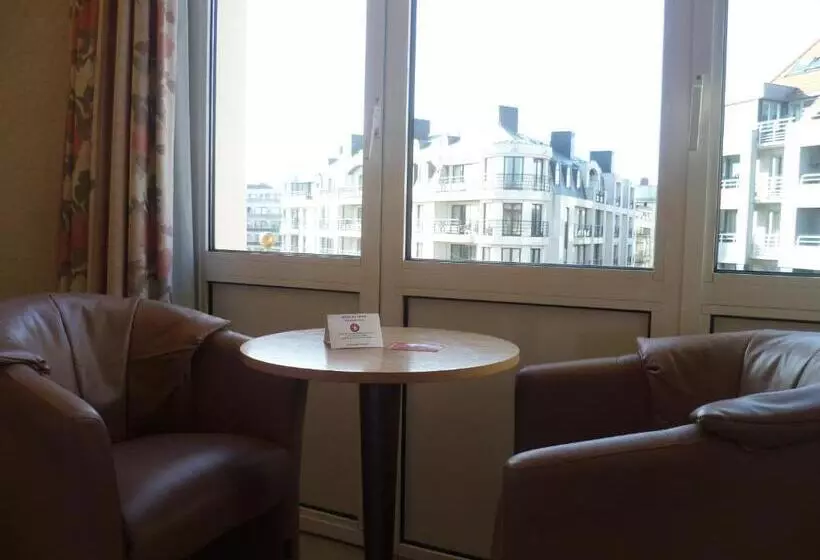 هتل Sleep & Go Blankenberge