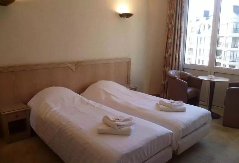 هتل Sleep & Go Blankenberge