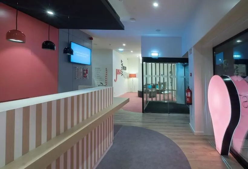 Stay Hotel Porto Centro Trindade