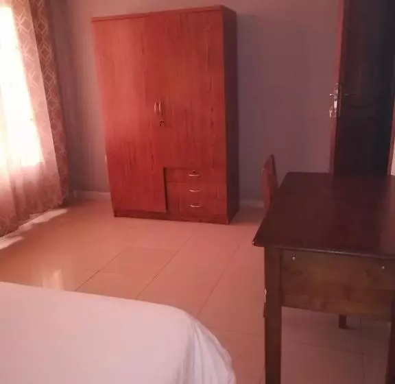 هتل Vivi Palace