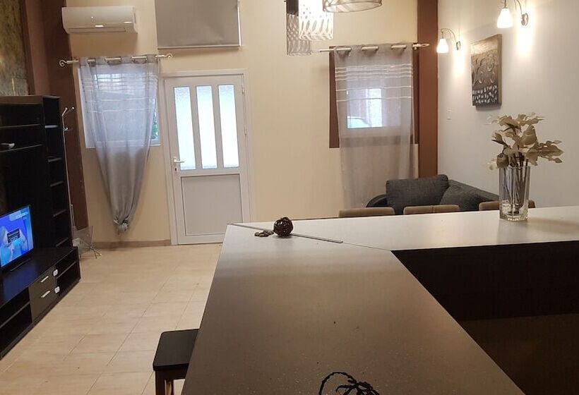 Lefkada Center Apartments