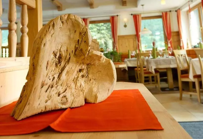 Natur & Familienhotel Der Stieglerhof
