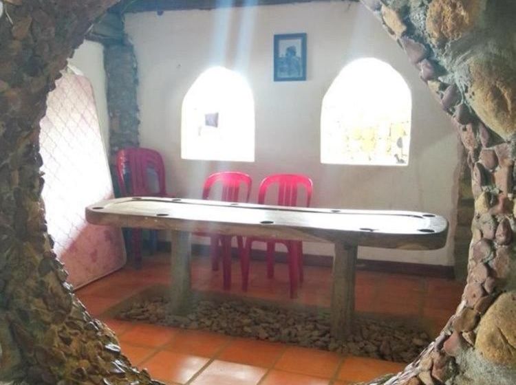 تختخواب و صبحانه Kepmandou Loungebar