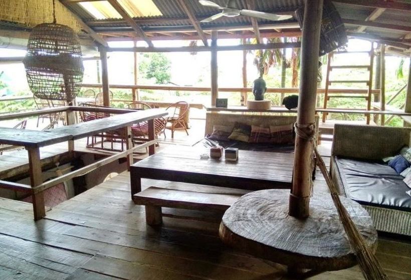 تختخواب و صبحانه Kepmandou Loungebar