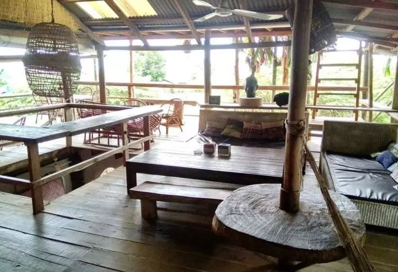 تختخواب و صبحانه Kepmandou Loungebar
