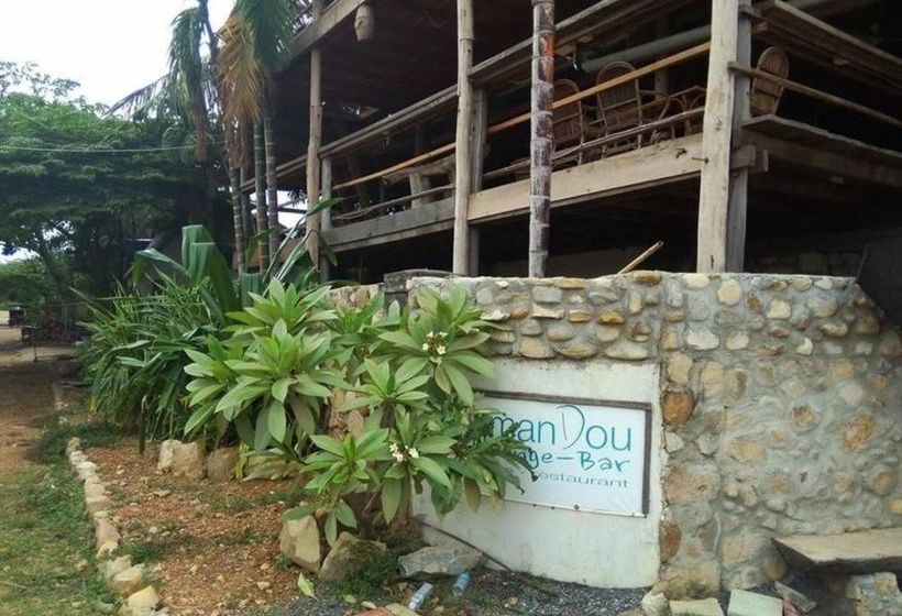 تختخواب و صبحانه Kepmandou Loungebar