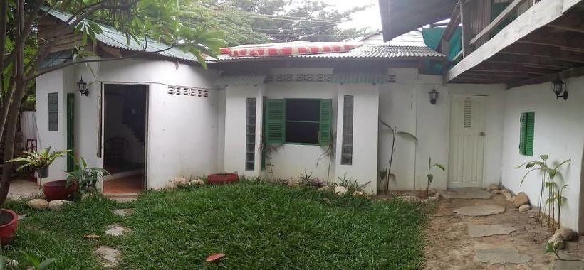 تختخواب و صبحانه Kepmandou Loungebar