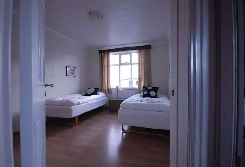 تختخواب و صبحانه Litlabýli Guesthouse