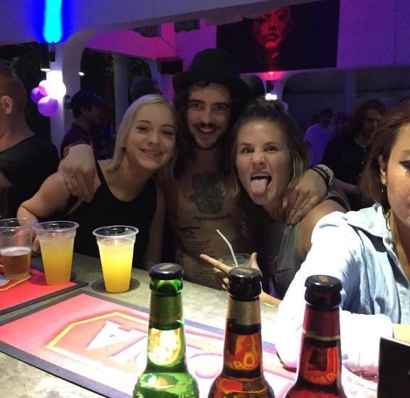 Eighty8 Backpackers  Hostel