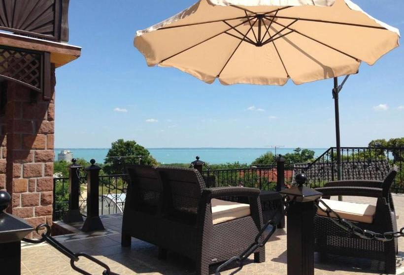 هتل Balatoni Panoráma Villa