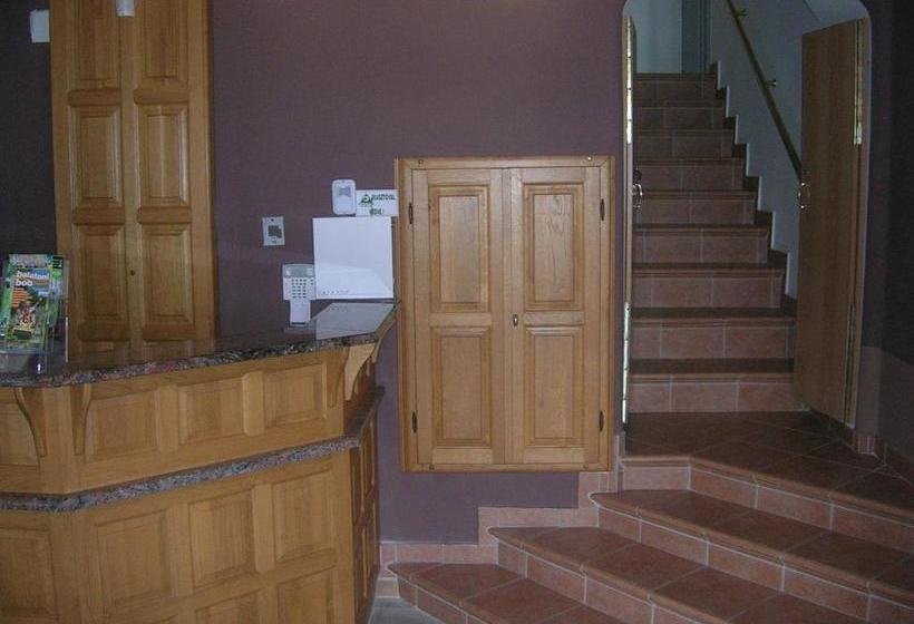 هتل Balatoni Panoráma Villa