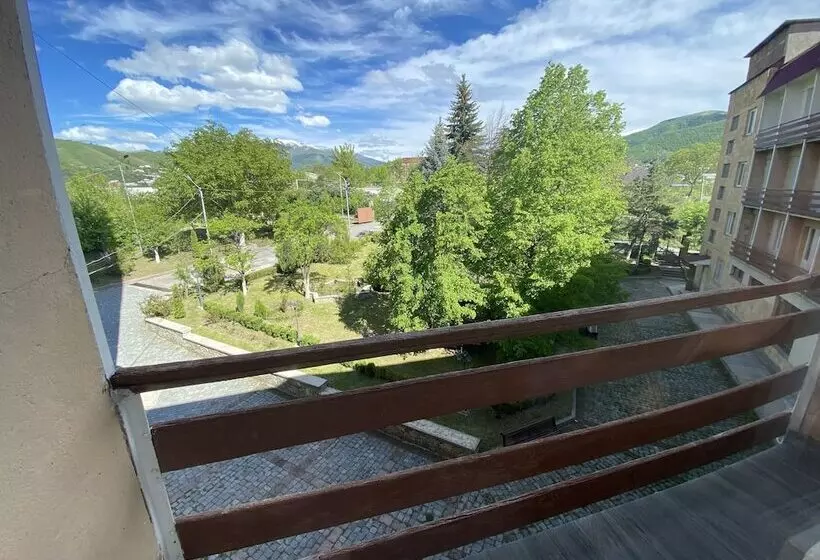 هتل Kirovakan