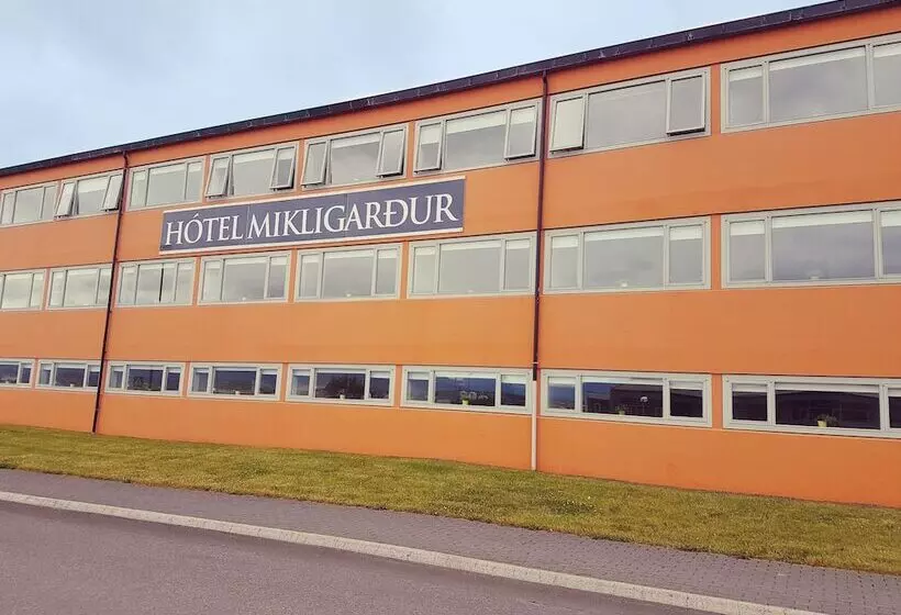 هتل Mikligardur