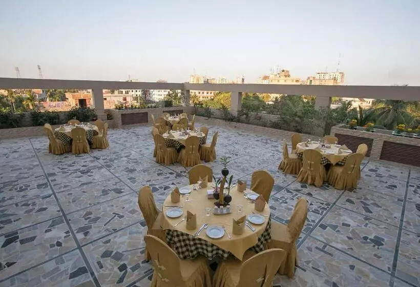 هتل Nirvana Inn