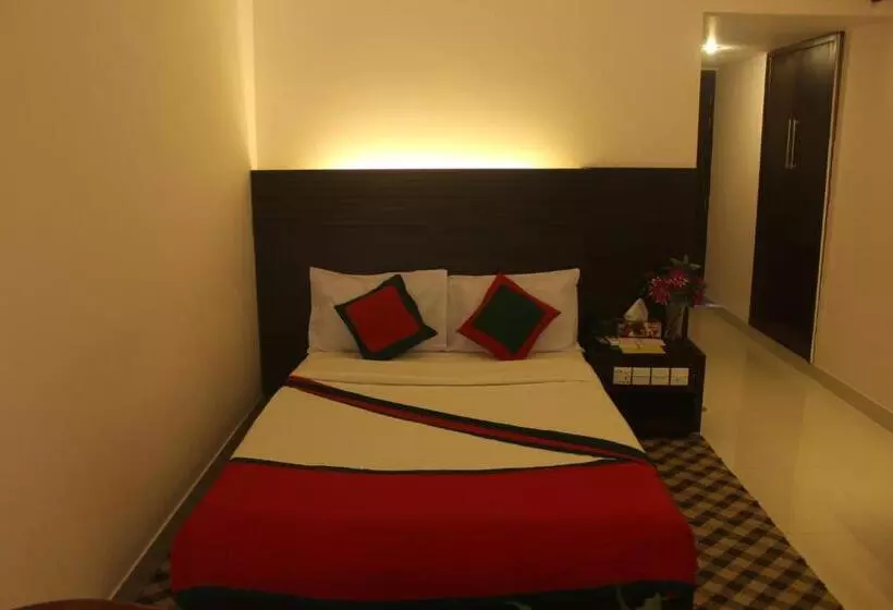 هتل Nirvana Inn