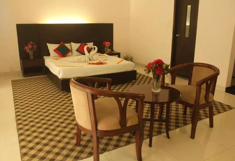 هتل Nirvana Inn