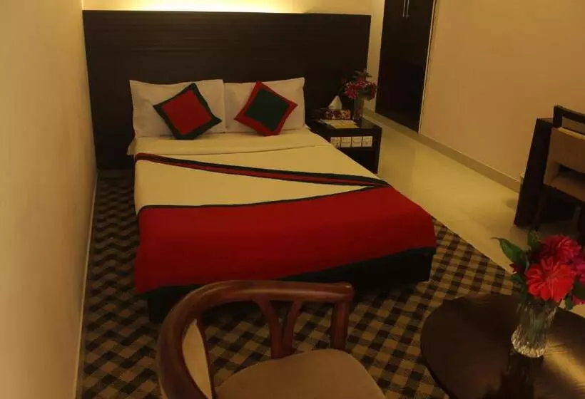 هتل Nirvana Inn