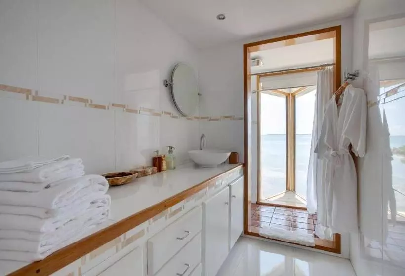 استراحتگاه Royal Belize