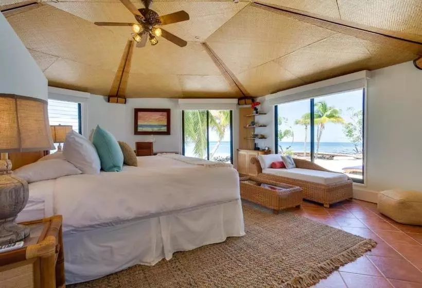 استراحتگاه Royal Belize