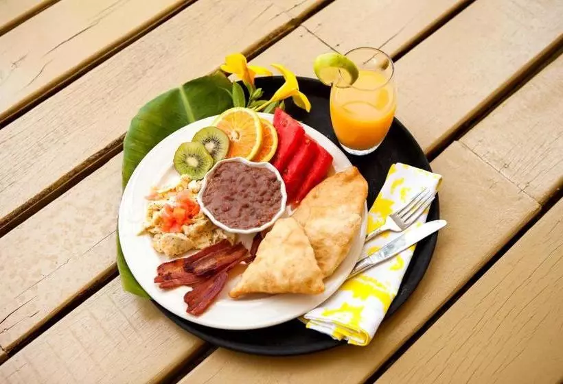 استراحتگاه Royal Belize