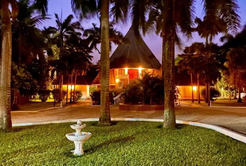 Sunset Villa Boutique Resort