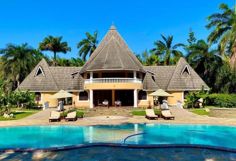 Sunset Villa Boutique Resort