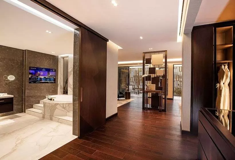 The Biltmore Hotel Villas, Dubai