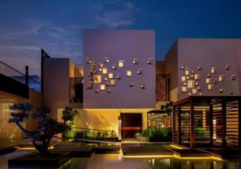 The Biltmore Hotel Villas, Dubai