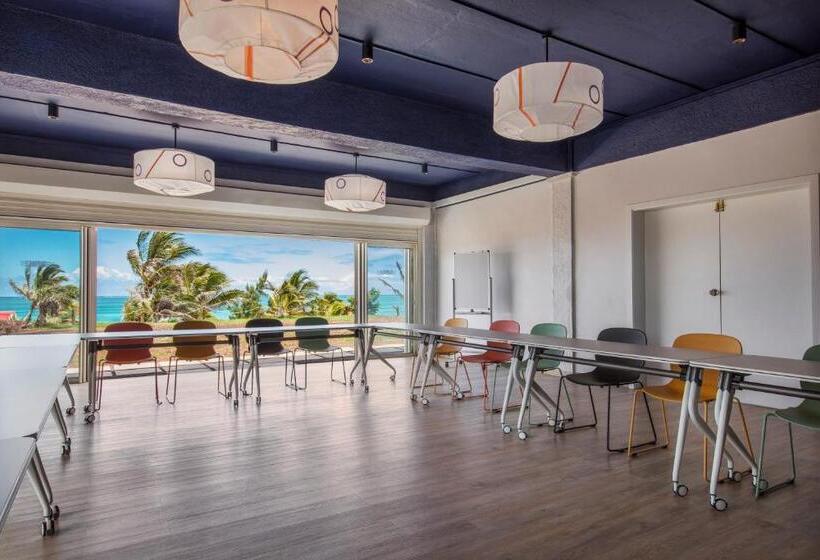 هتل C Rodrigues Mourouk