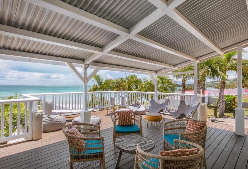 هتل C Rodrigues Mourouk