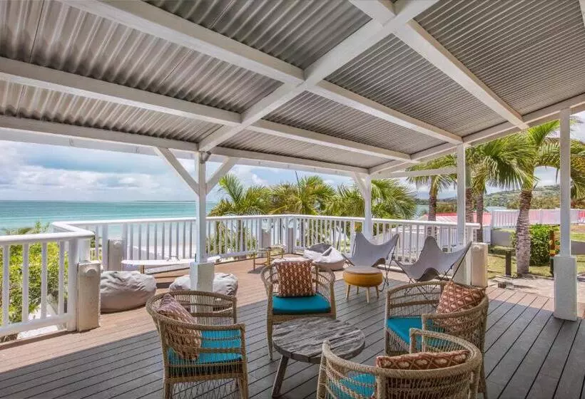 هتل C Rodrigues Mourouk