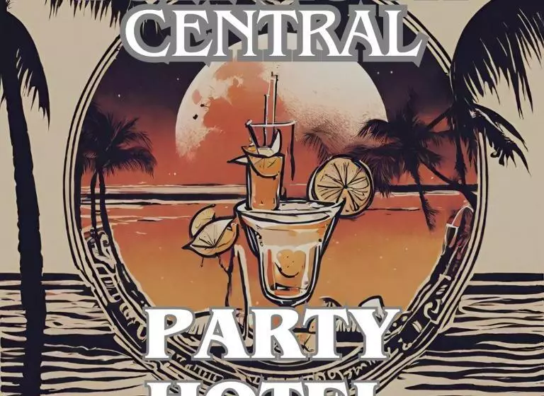 ホテル Full Moon Central Party