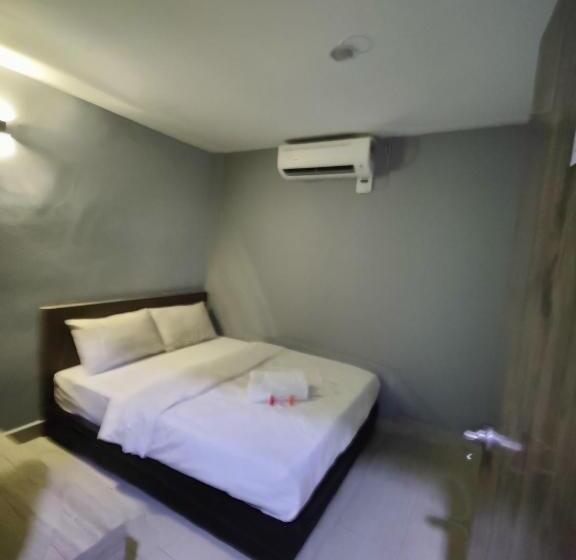 酒店 Oyo 90848 Link Suite