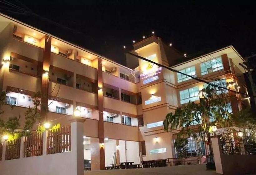 ホテル The Infinity Suite Chiangrai