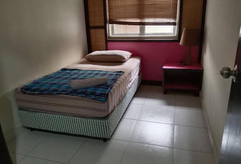 בית מלון כפרי Zamlan Gold Coast Morib Intl Resort 3 Rooms Apartment