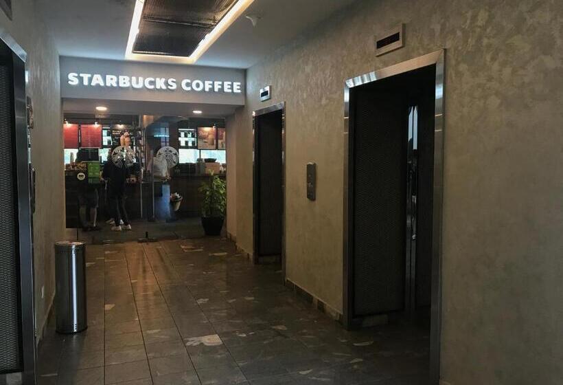 Lux Hotel Room In Damansara Perdana