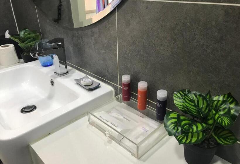 Lux Hotel Room In Damansara Perdana