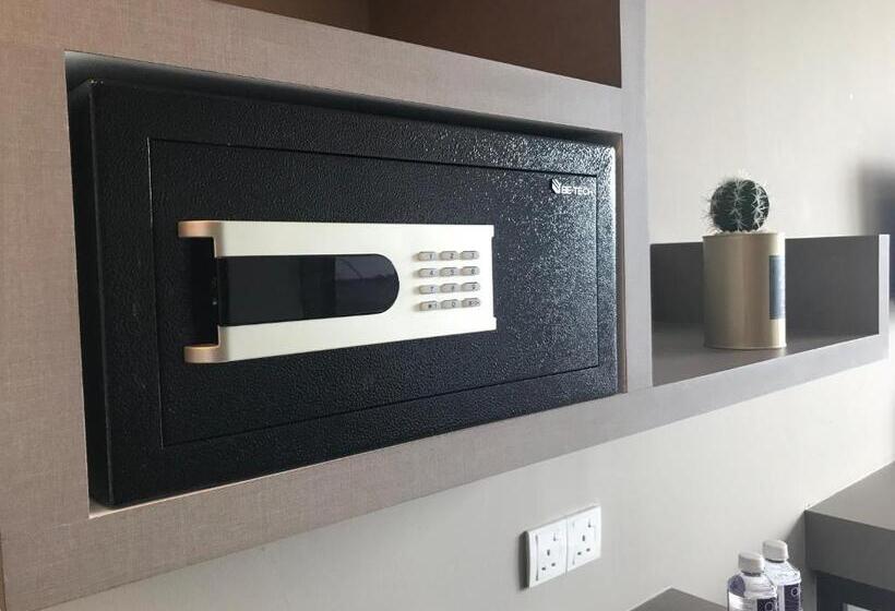 Lux Hotel Room In Damansara Perdana