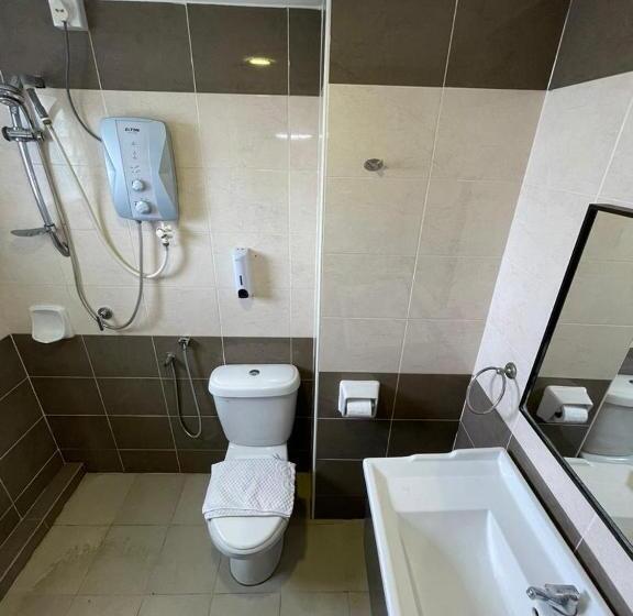 فندق على الطريق N&l Hotel Kuala Terengganu