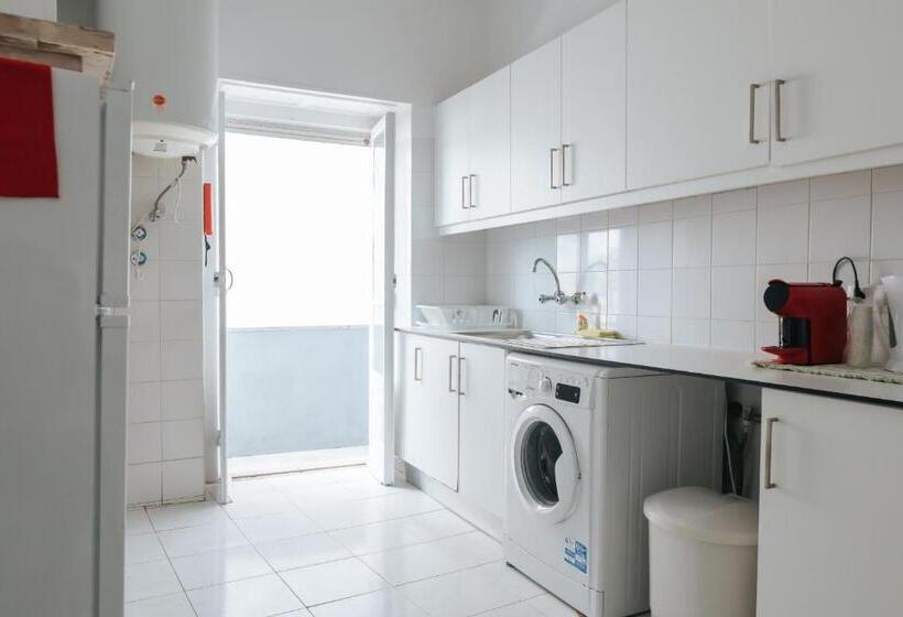 پانسیون Daniela S Lisboa Central Room 203