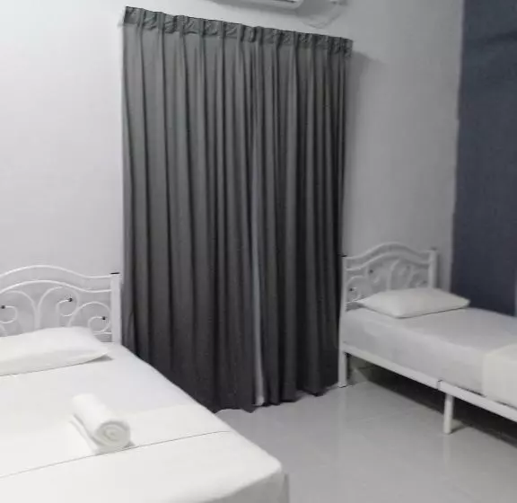 Majatalo Tebing Guest House Taman Negara Malaysia Kuala Tahan