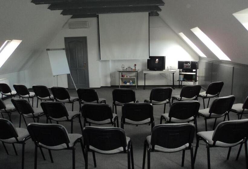 בית מלון כפרי Bakony Panzió