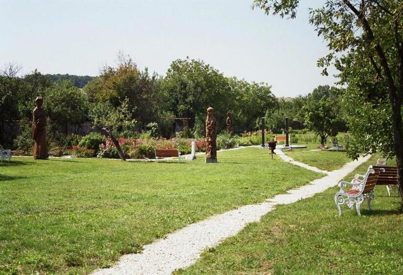 בית מלון כפרי Bakony Panzió