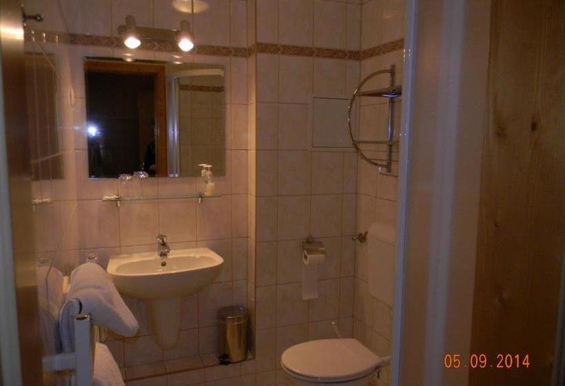 בית מלון כפרי Bakony Panzió