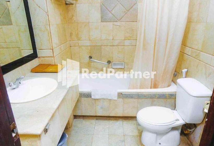 בית מלון כפרי Yasmin Makassar Mitra Reddoorz